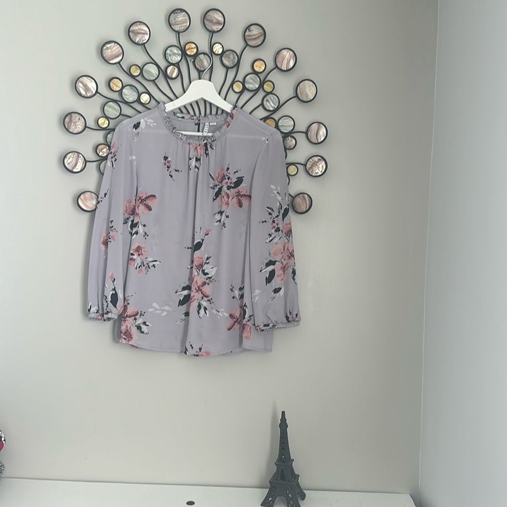 Elle purple blouse.